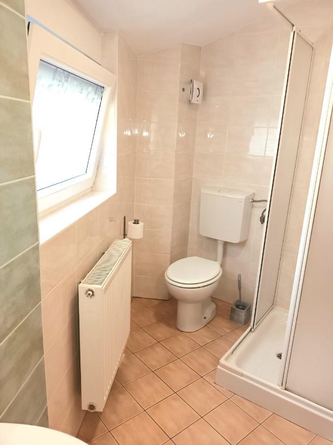 City Nest Apartment โคบาริด ภายนอก รูปภาพ
