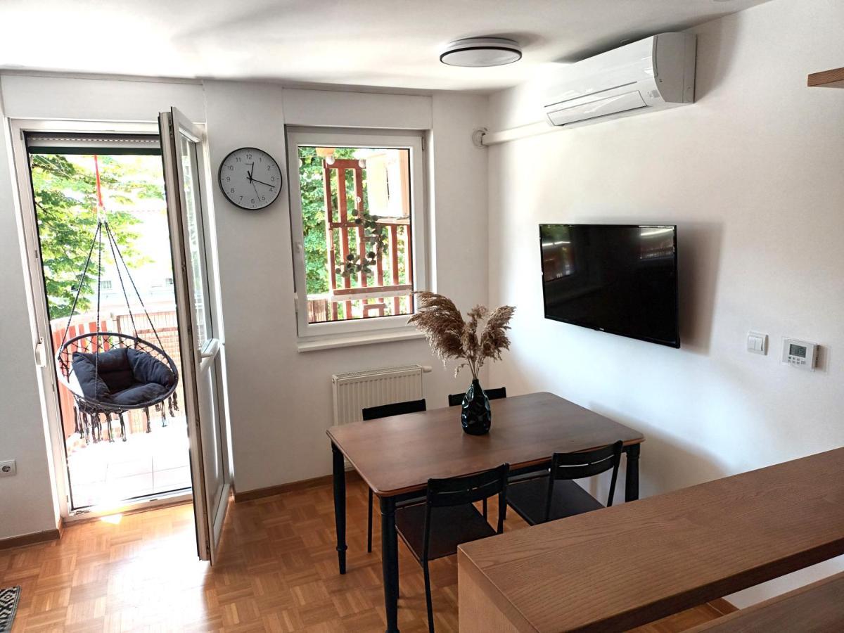 City Nest Apartment โคบาริด ภายนอก รูปภาพ